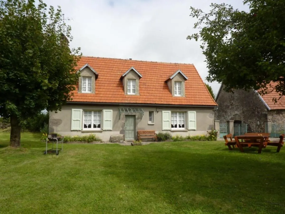 Maison Renovee A Drugeac Avec Grand Jardin, Proche De Salers Et Du Puy Mary - 8 Pers. - Fr-1-742-411 France
