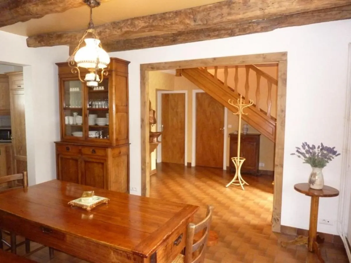 Holiday home Maison Renovee A Drugeac Avec Grand Jardin, Proche De Salers Et Du Puy Mary - 8 Pers. - Fr-1-742-411